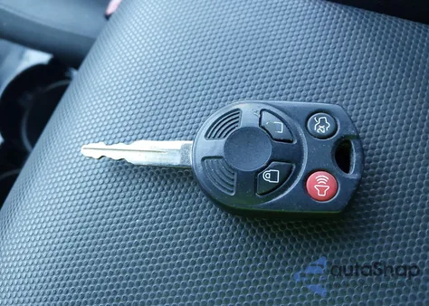 2009 Ford Escape Limited z USA, uszkodzony, nr VIN 1FMCU94G39KA50918